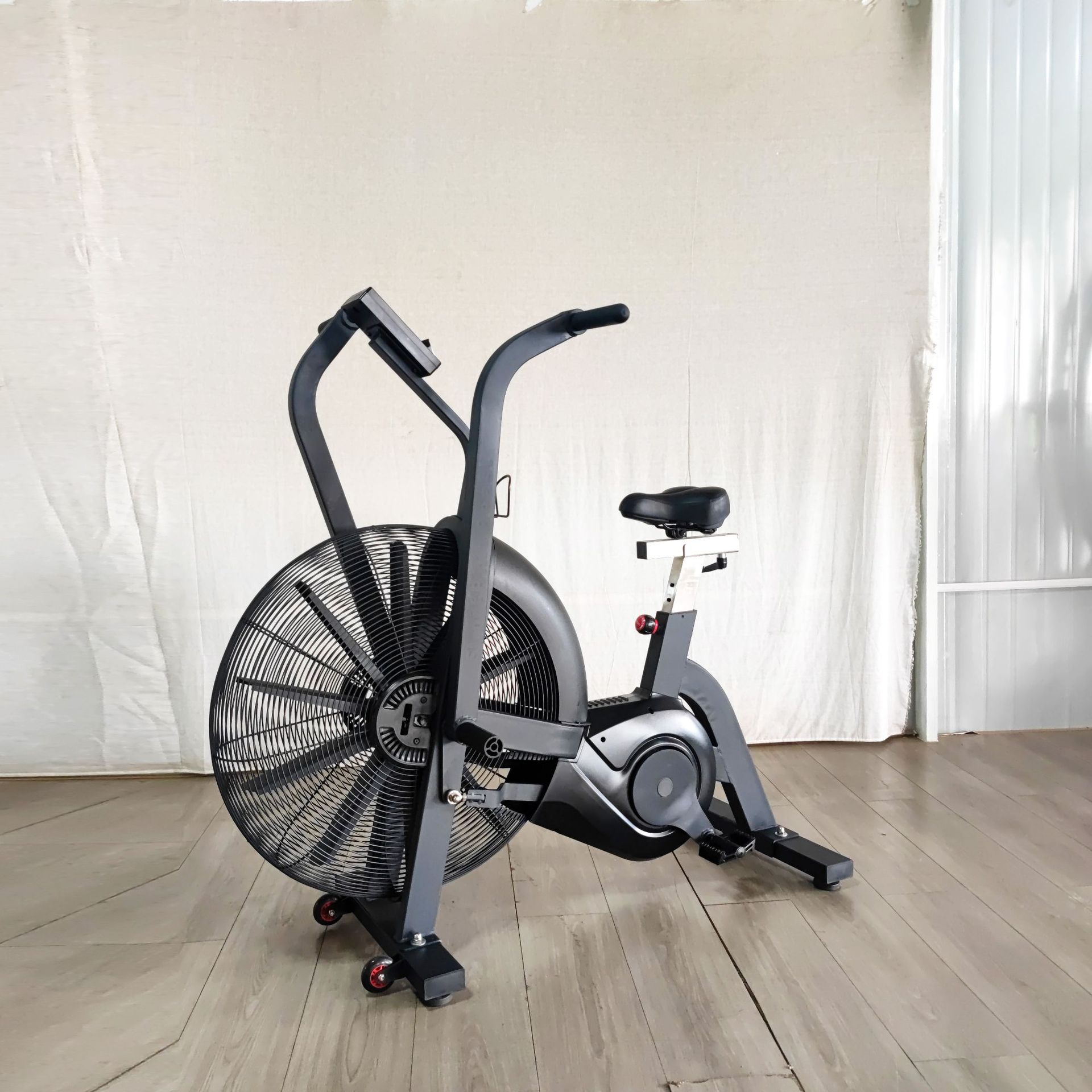 Airbike, Fanbike voor thuisgym - Exercise Bike Magnetic Resistance recensie en prijs