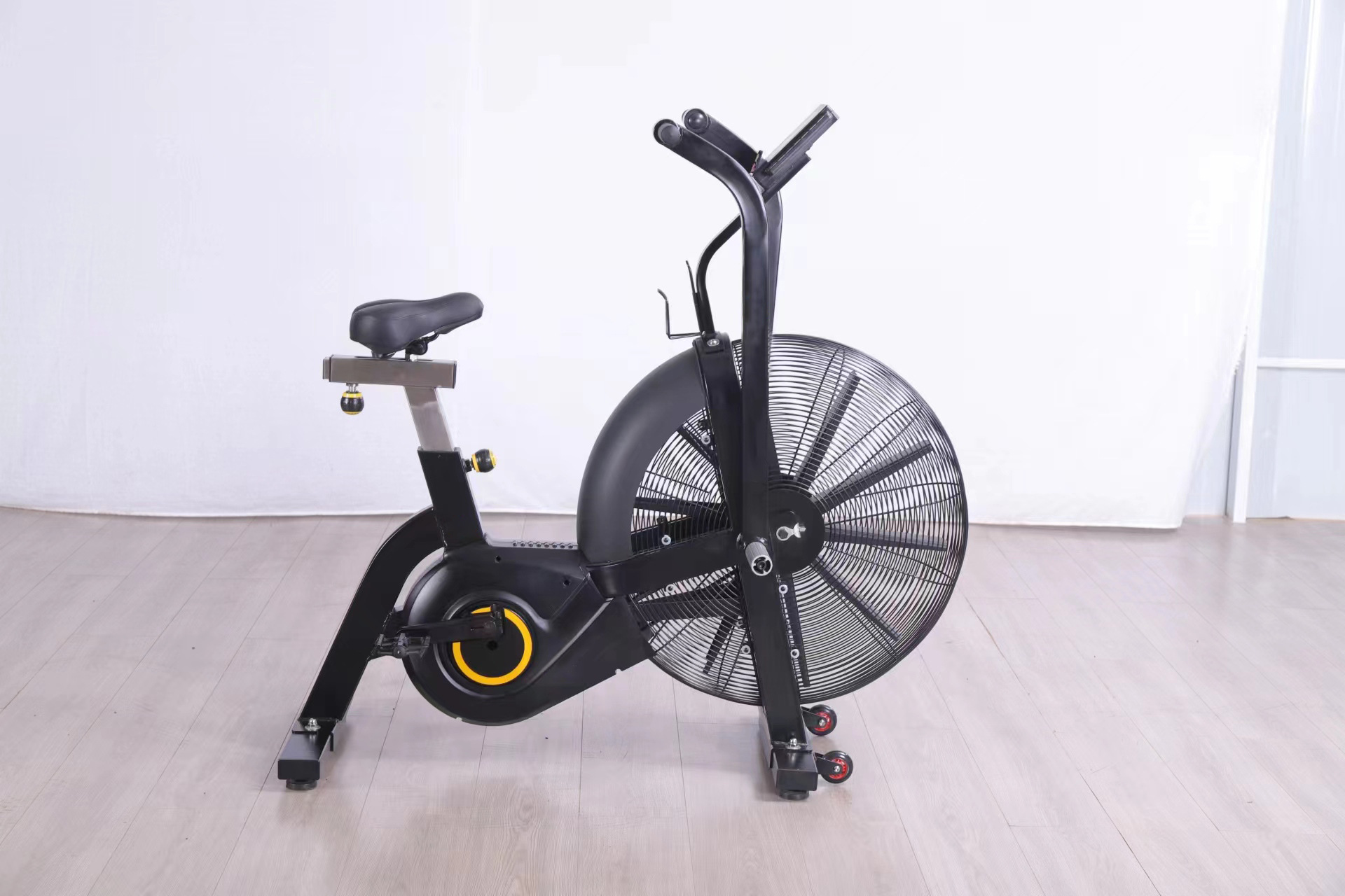 Airbike, Fanbike voor thuisgym - Exercise Bike Magnetic Resistance recensie en prijs